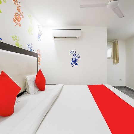 My Comfortable Hotel นิวเดลี ภายนอก รูปภาพ
