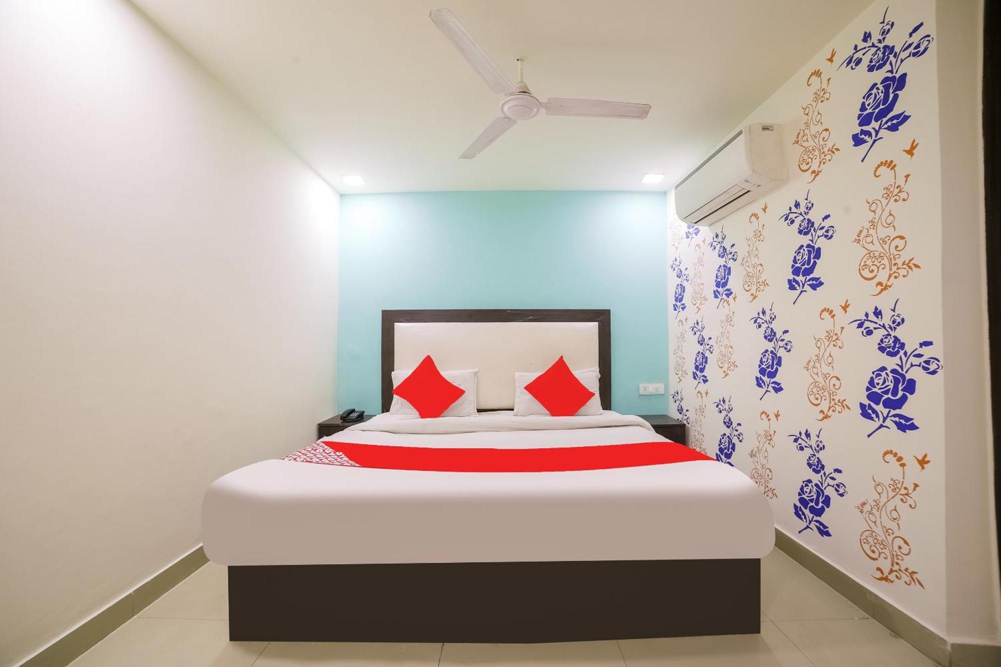 My Comfortable Hotel นิวเดลี ภายนอก รูปภาพ