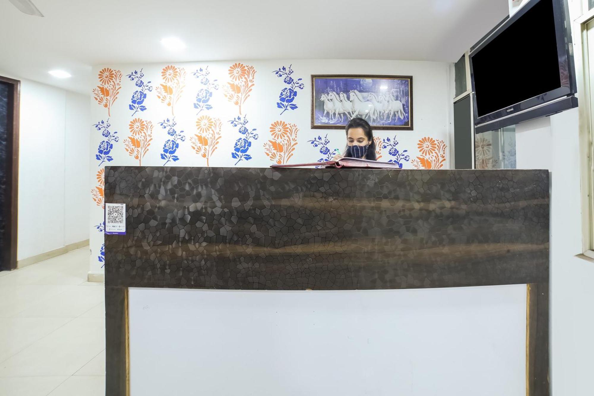 My Comfortable Hotel นิวเดลี ภายนอก รูปภาพ