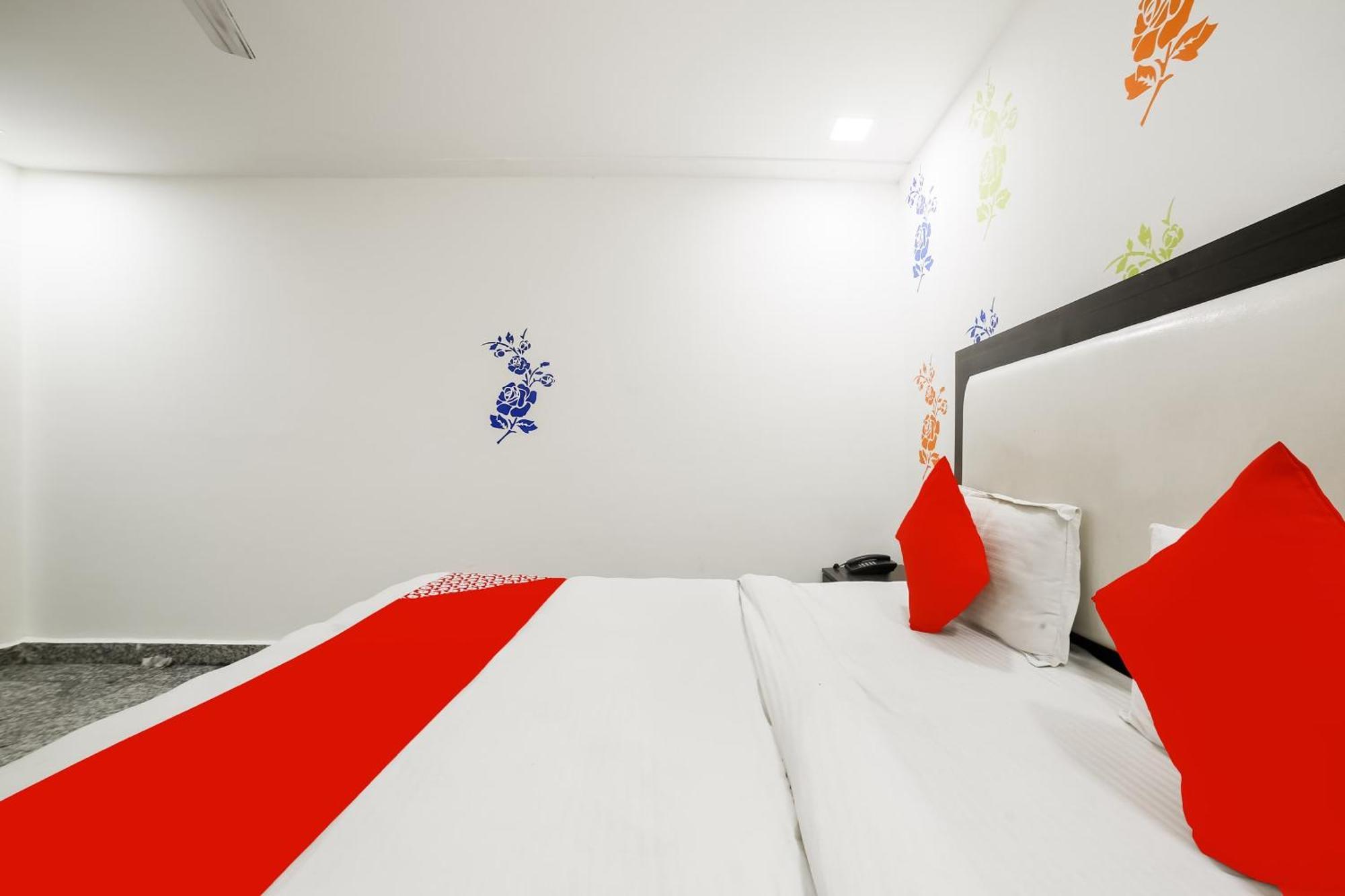 My Comfortable Hotel นิวเดลี ภายนอก รูปภาพ