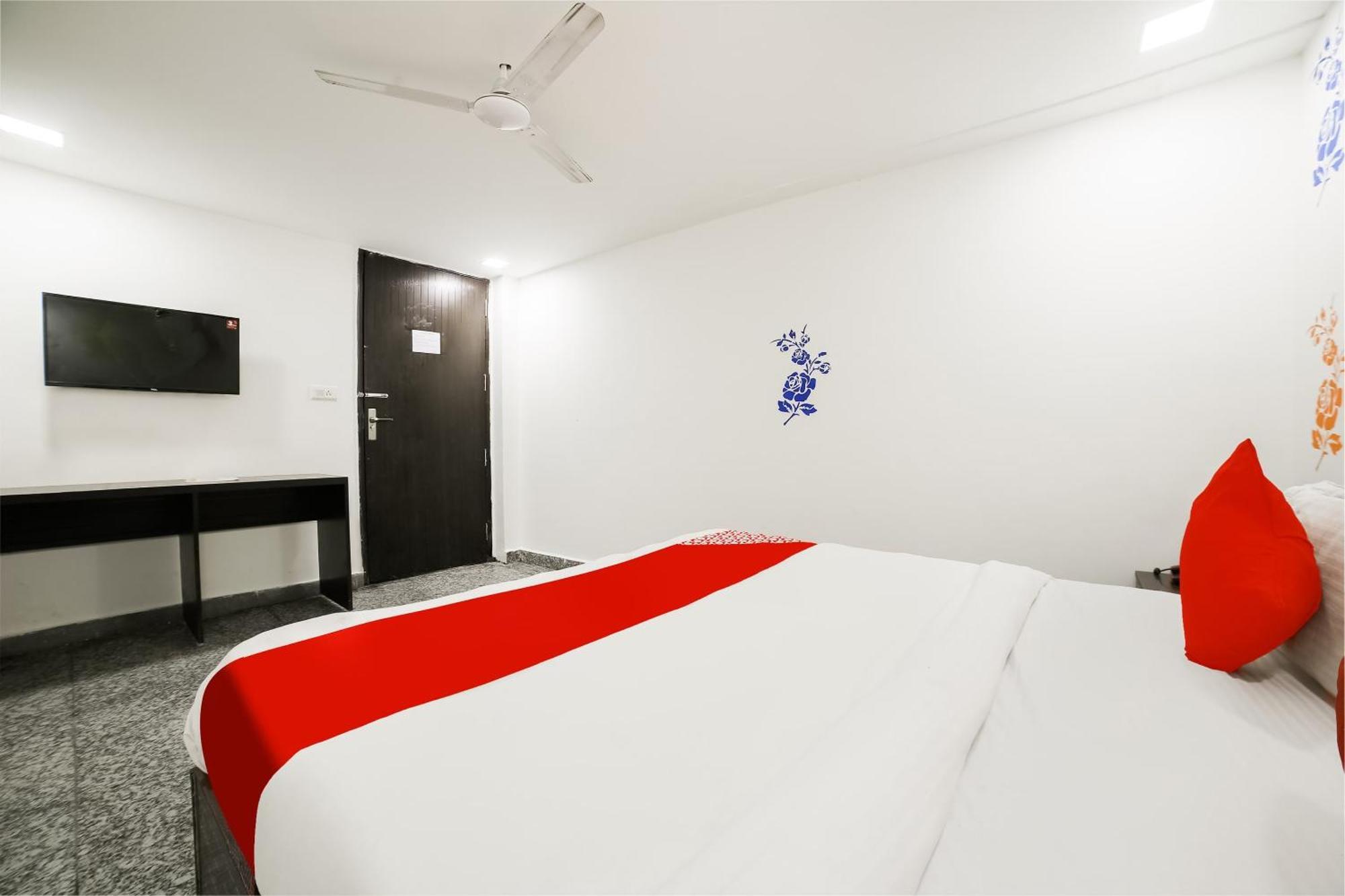 My Comfortable Hotel นิวเดลี ภายนอก รูปภาพ